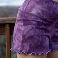 Ruffled Shorties 'Hand-Dyed' Cozy