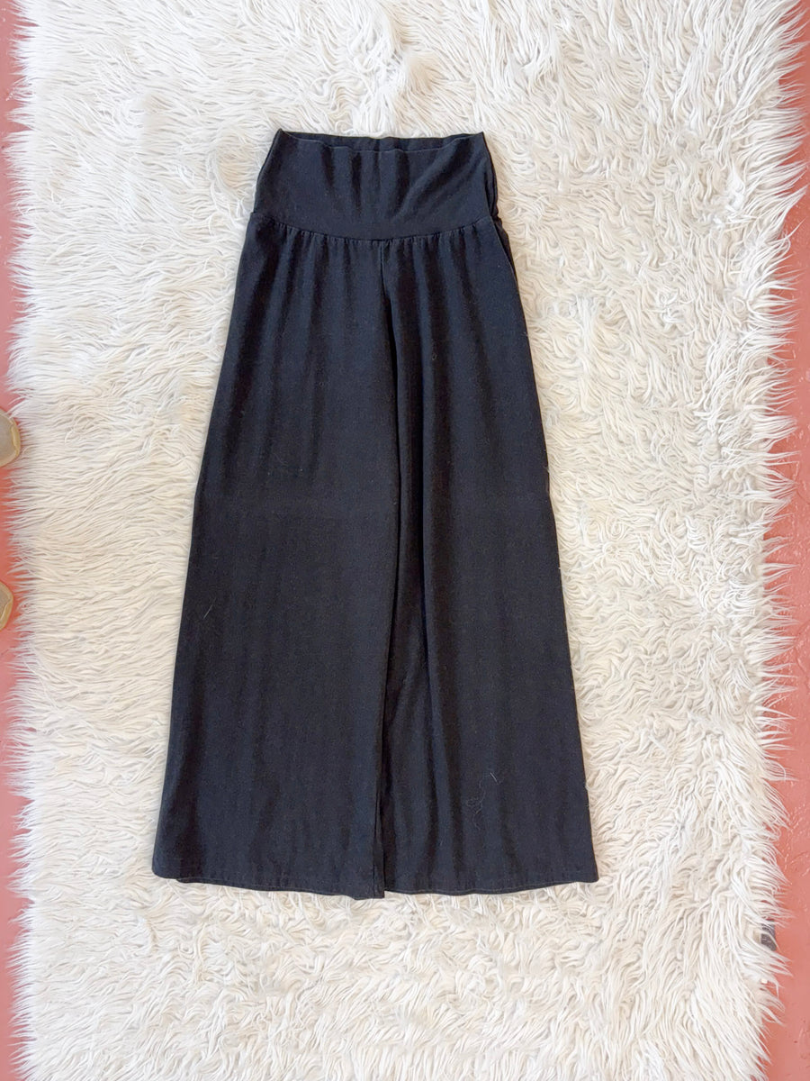 Luz- Pocket 'Black' S 25