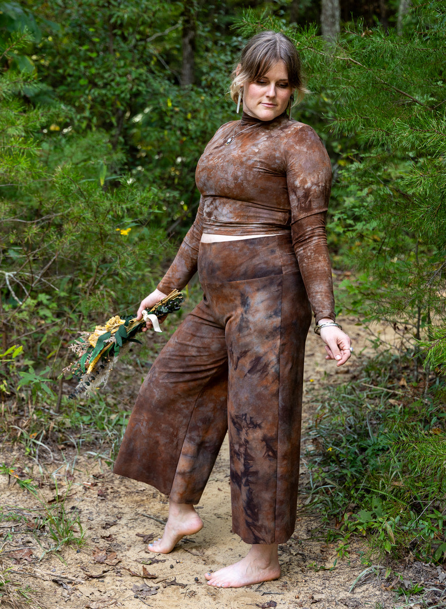 Mock-neck Crop 'Hand-Dyed'