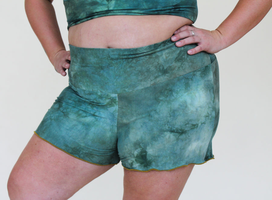 'Aventurine' Ruffled Shorties