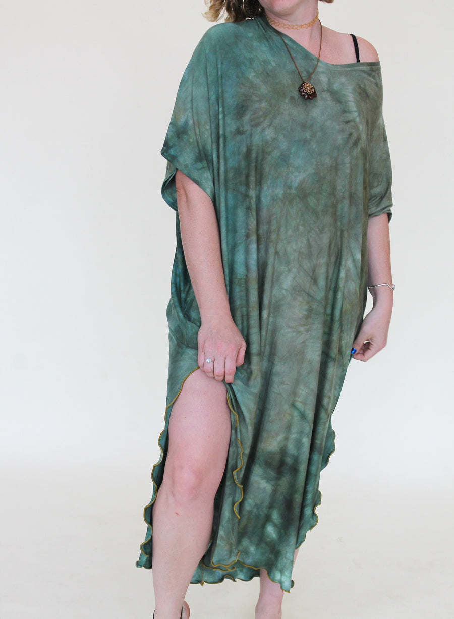 'Aventurine' Priestess Kaftan