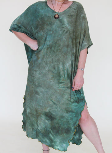 'Aventurine' Priestess Kaftan