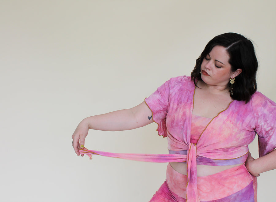 Wanderess Wrap-Top *Flutter Sleeve*