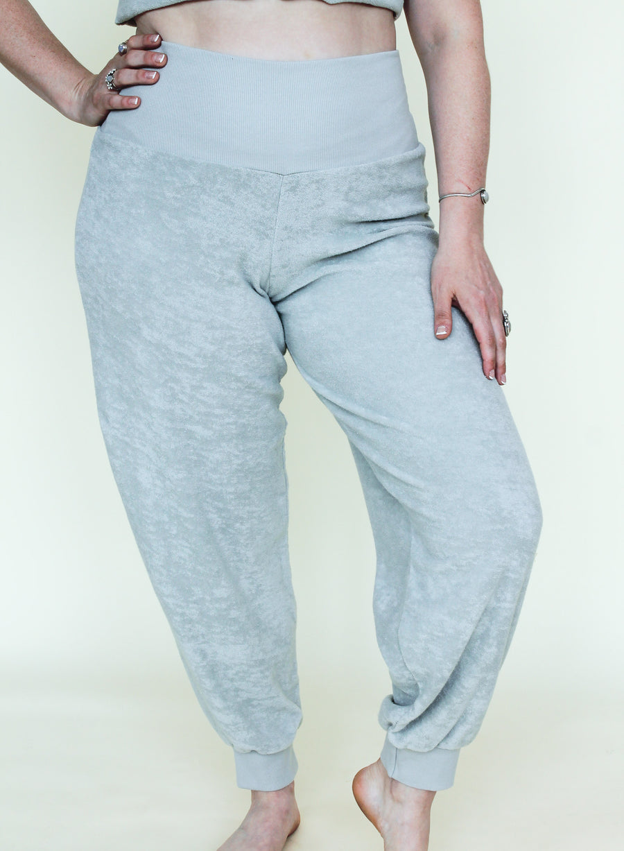 Joggers *Jasmine and Unisex* (Solid Baby Loop Terry)