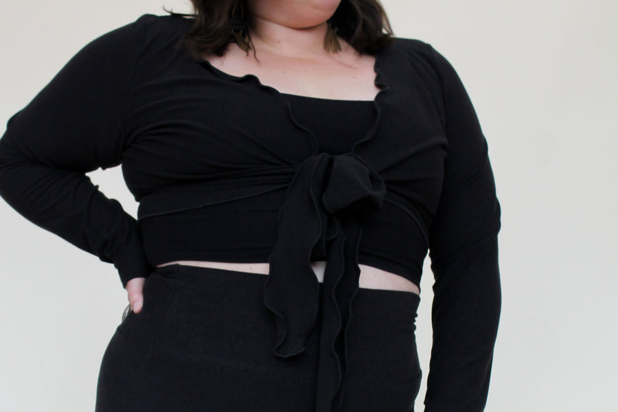 'Black' Long Sleeve Wanderess Wrap-Top